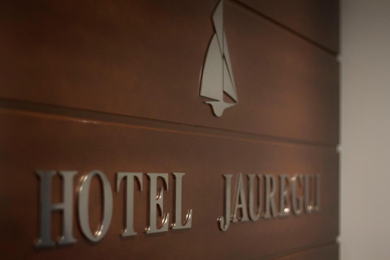 Apartamentos Jauregui 宏达瑞比亚 外观 照片